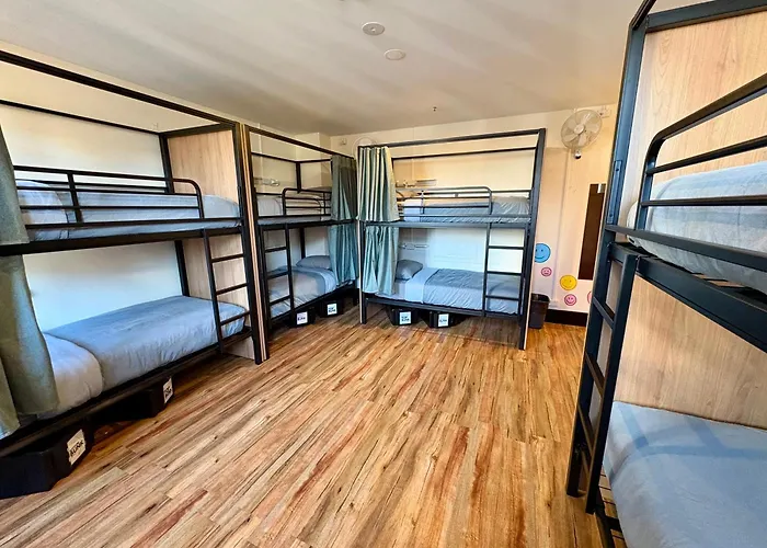 Flinders Backpackers